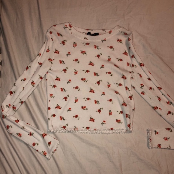 Forever 21 Floral Print Ribbed Long-sleeve 😌 - Picture 2 of 2